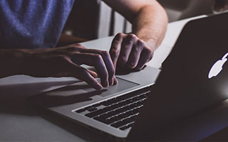 看股票用什么app好:杠杆运用-华尔街多家大行看空美元！资金或转移至新兴市场